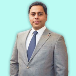 یاسر نصوری